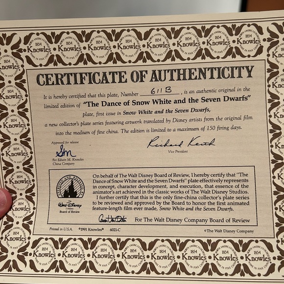 Disney Snow White decor plate - Picture 2 of 6